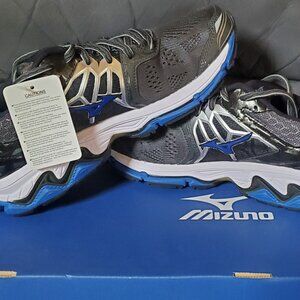 MIZUNO WAVE HORIZON- MEN'S 8.5 - Gray,Black,blue -NEW IN BOX